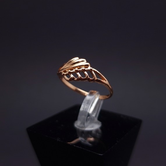 Gold ring