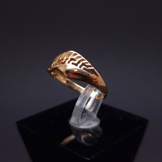 Gold ring