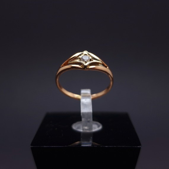 Gold ring