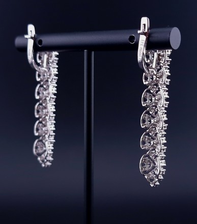 Kuldkõrvarõngad teemantidega  "Efe Model Jewellery"