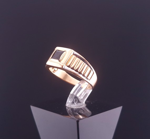 Men's gold ring