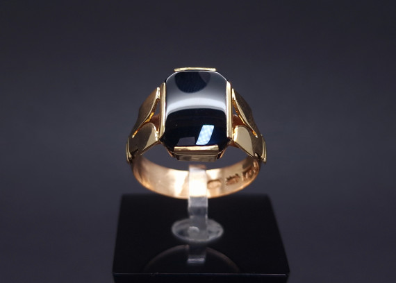 Men's gold ring