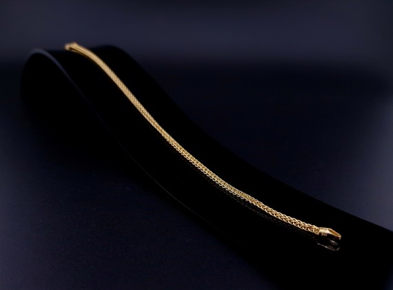 Gold bracelet 