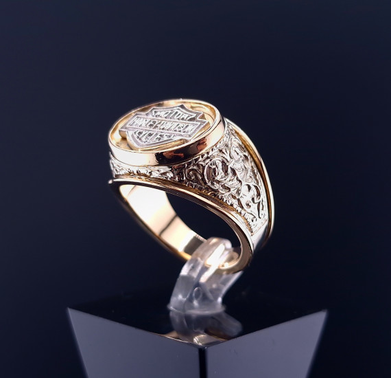 Men's gold ring