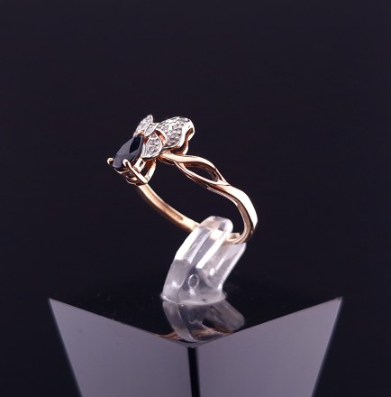 Gold ring with diamonds and sapphire (NEW)