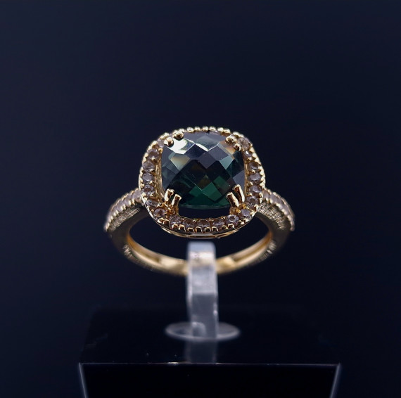 Gold ring with colored stones