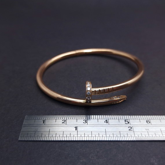 Gold bracelet  "Cartier" Replica