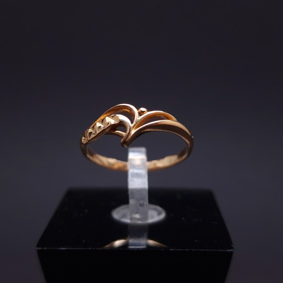 Gold ring