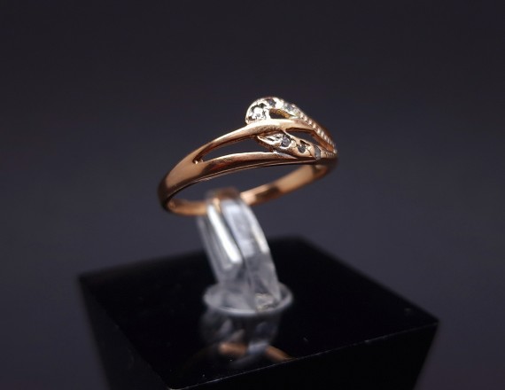 Gold ring