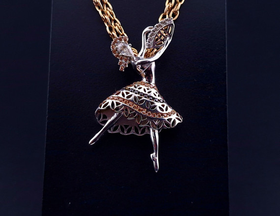 Gold pendant with colored stones