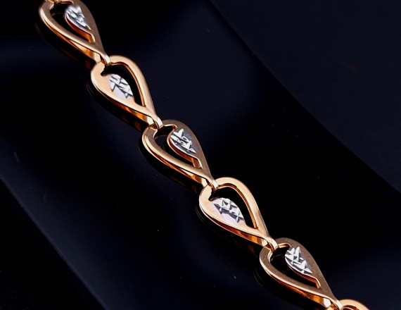 Gold bracelet 