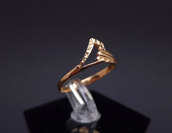 Gold ring