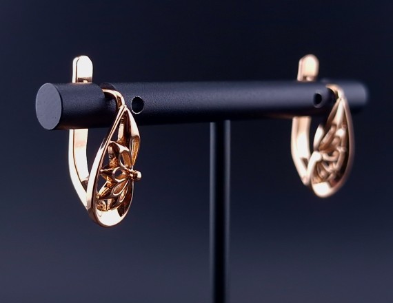 Vintage gold earrings 