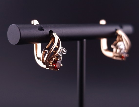 Gold earrings with diamonds and  grenades  (NEW)