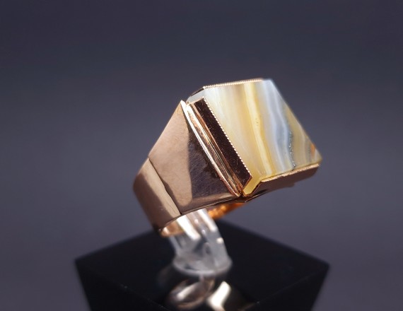 Men's gold ring