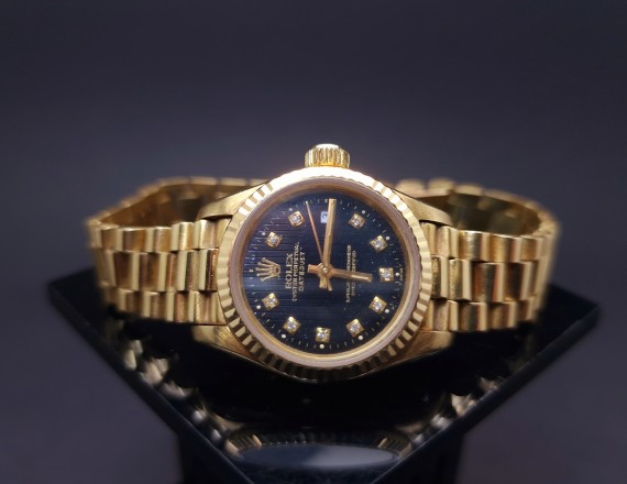 Kuldsed käekellad Rolex Genève 8570F