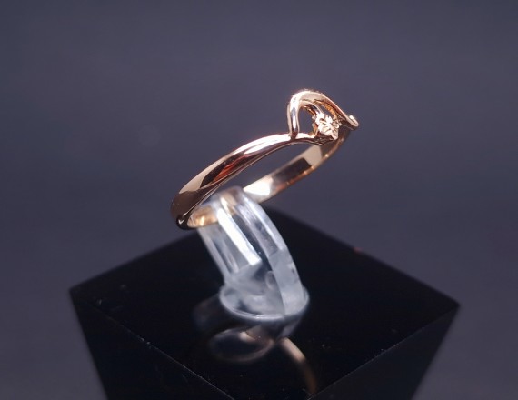 Vintage gold ring 