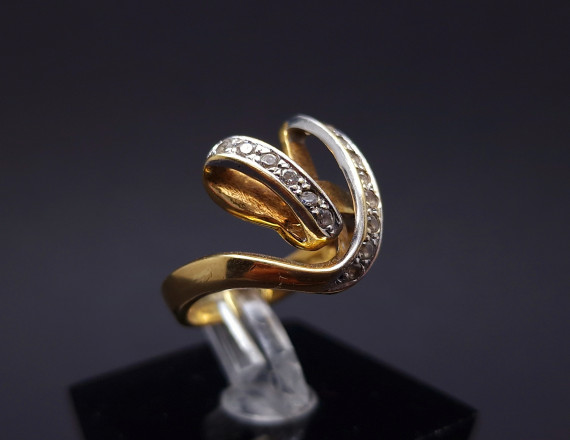 Gold ring