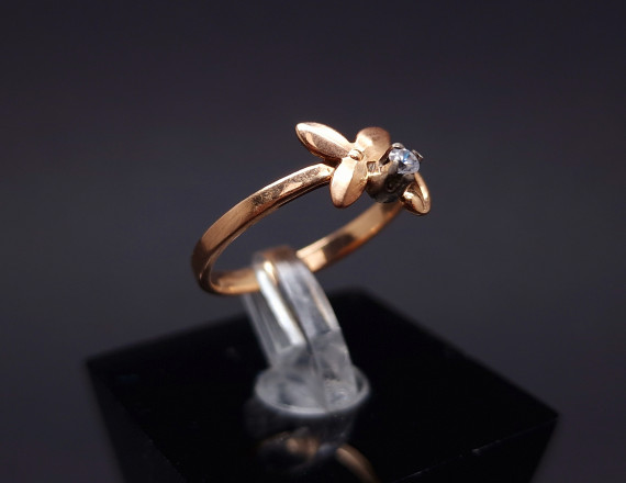 Gold ring